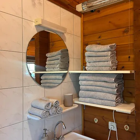 Scandinavische Met Veranda Aan Het Water! Casa de Férias