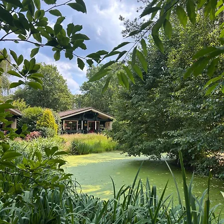 Scandinavische Met Veranda Aan Het Water!